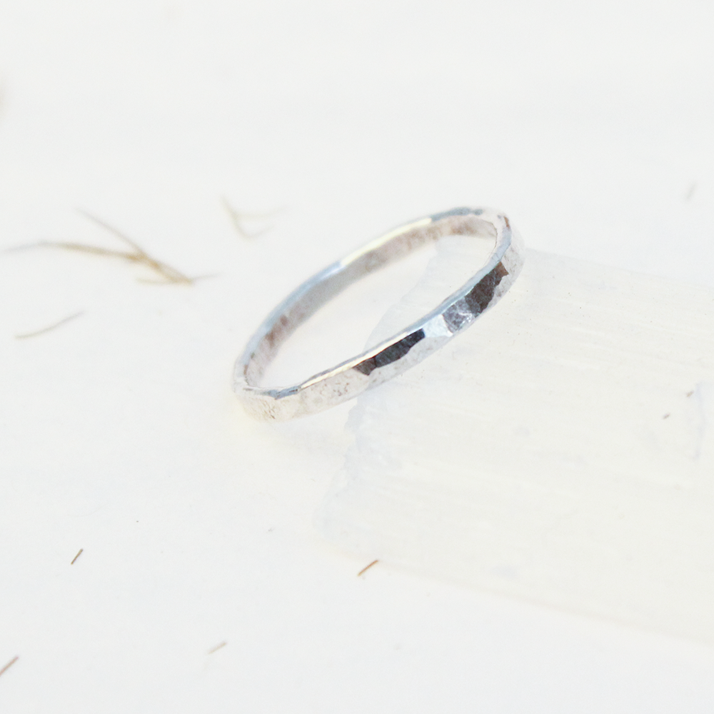 Ultra thin silver ring deals